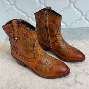 L’Artiste Galop-Ca Boot 7.5-8